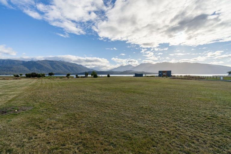 Photo of property in 73 Takitimu Avenue, Te Anau, 9600