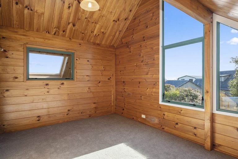 Photo of property in 402 Suffolk Road, Stoke, Nelson, 7011