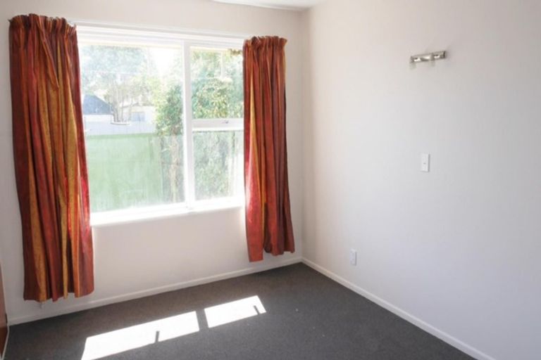 Photo of property in 1 Westmont Street, Ilam, Christchurch, 8041
