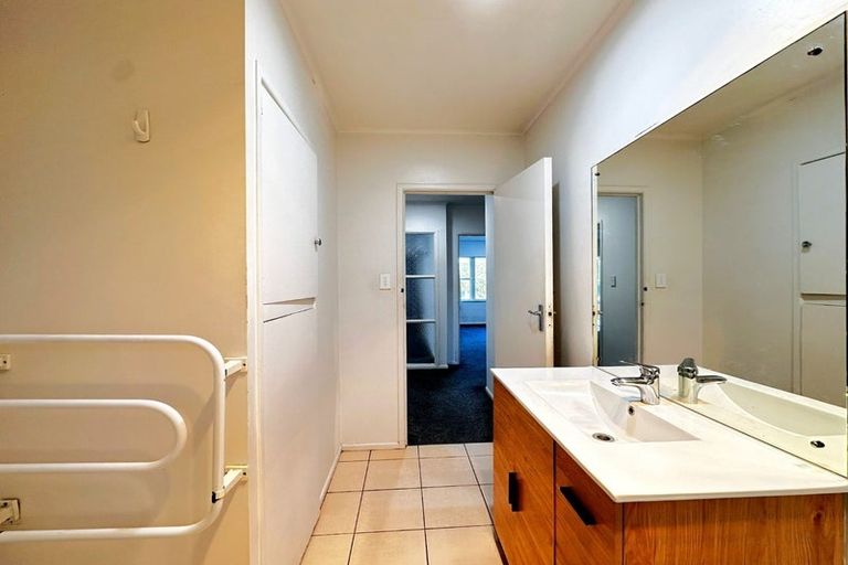 Photo of property in 2/39 Udys Road, Pakuranga, Auckland, 2010