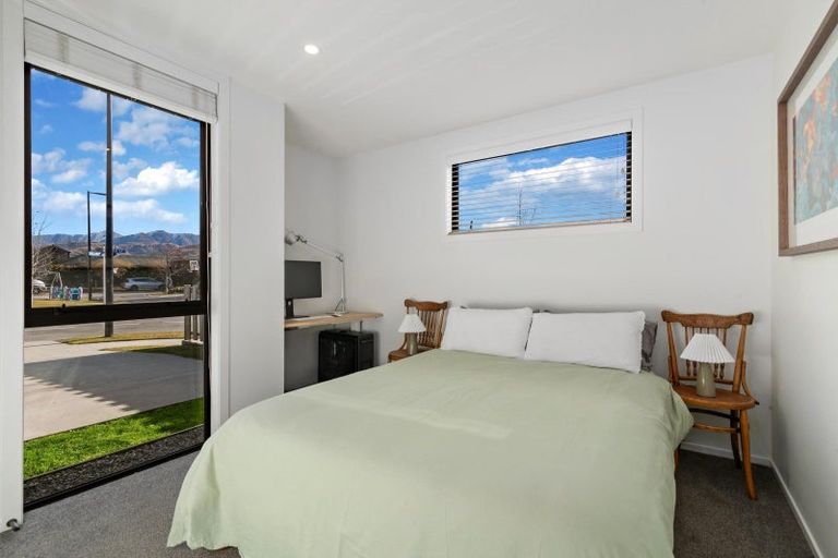 Photo of property in 1 Bellamore Street, Lake Hayes, Queenstown, 9304
