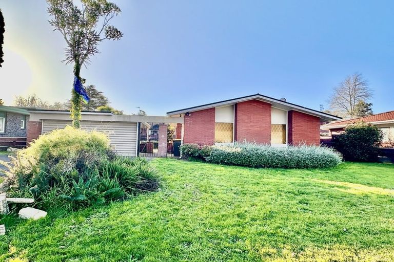 Photo of property in 14 Bellfield Road, Opaheke, Papakura, 2113