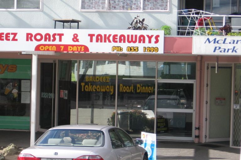 Photo of property in 14/80 Bruce Mclaren Road, Henderson, Auckland, 0612