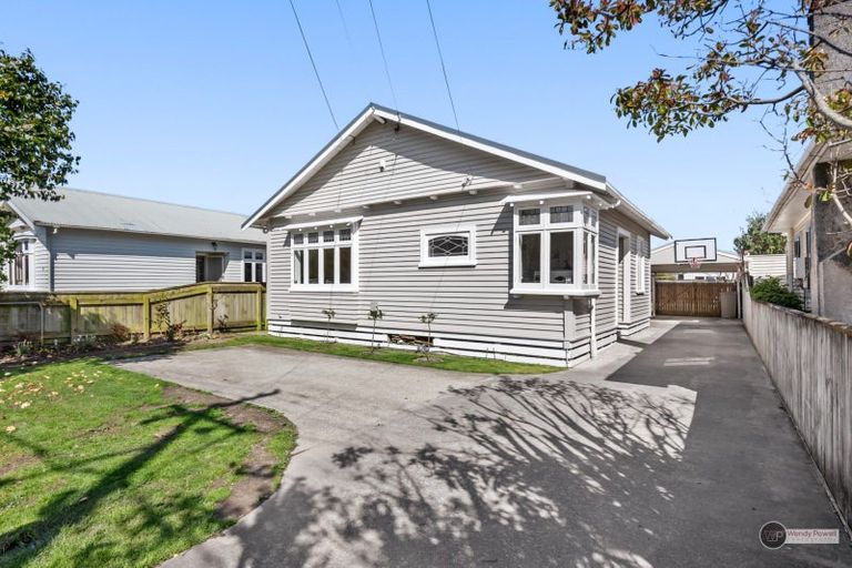 Photo of property in 34 Pilmuir Street, Hutt Central, Lower Hutt, 5010
