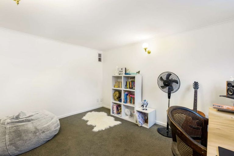 Photo of property in 11 Mostyn Street, Kingsland, Auckland, 1021