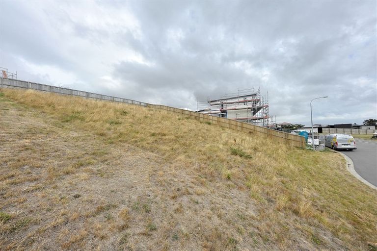 Photo of property in 10 Caldberg Close, Westmorland, Christchurch, 8025