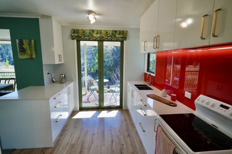Photo of property in 916 Waiwhero Road, Ngatimoti, Motueka, 7196