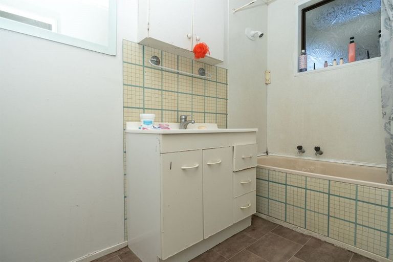 Photo of property in 16b Breckons Avenue, Nawton, Hamilton, 3200