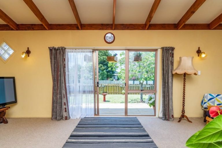 Photo of property in 6 Shoemaker Road, Waipu, 0510