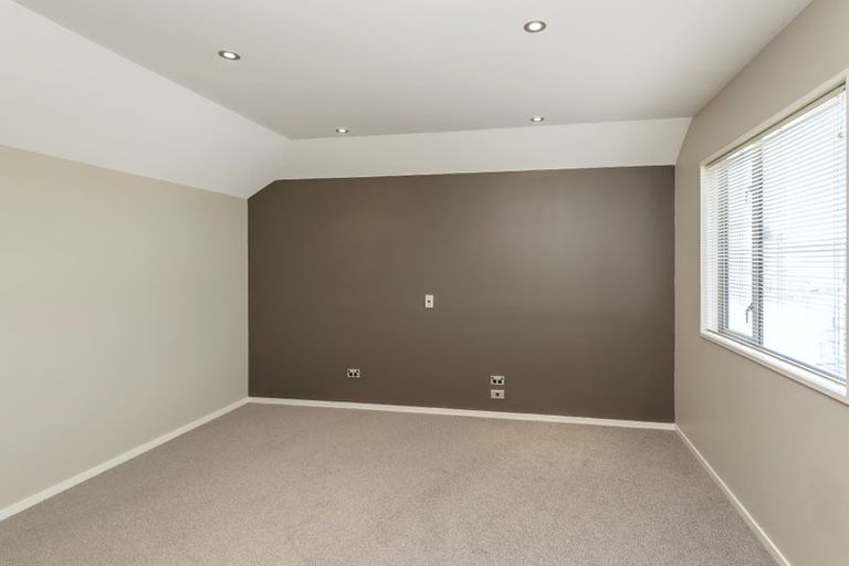Photo of property in 94 Packe Street, Edgeware, Christchurch, 8013