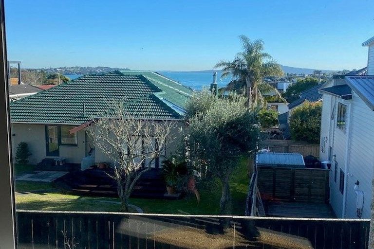 Photo of property in 169 Bucklands Beach Road, Bucklands Beach, Auckland, 2012