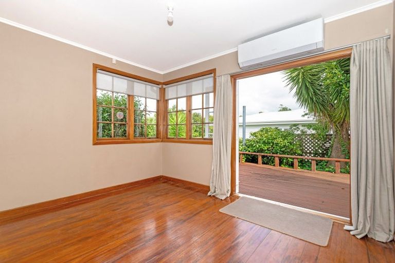 Photo of property in 43 Oswald Street, Mangapapa, Gisborne, 4010