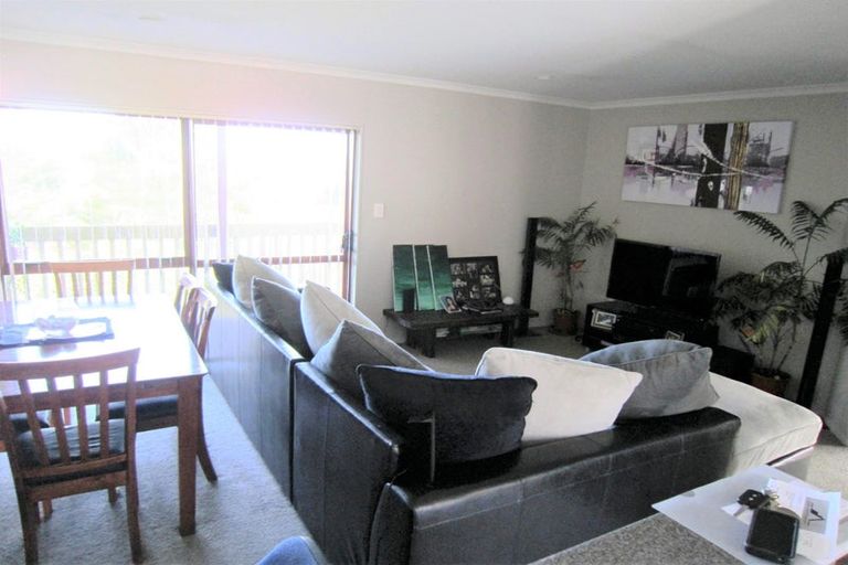 Photo of property in 94 Forest Lake Road, Forest Lake, Hamilton, 3200