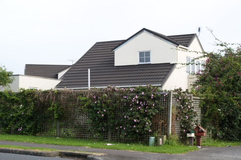 Photo of property in 2/163 Whitford Road, Somerville, Auckland, 2014