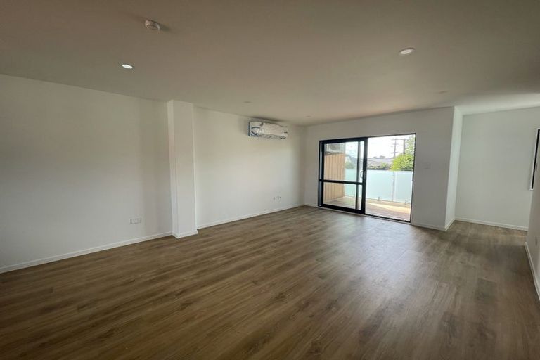 Photo of property in 128d Pooks Road, Ranui, Auckland, 0612