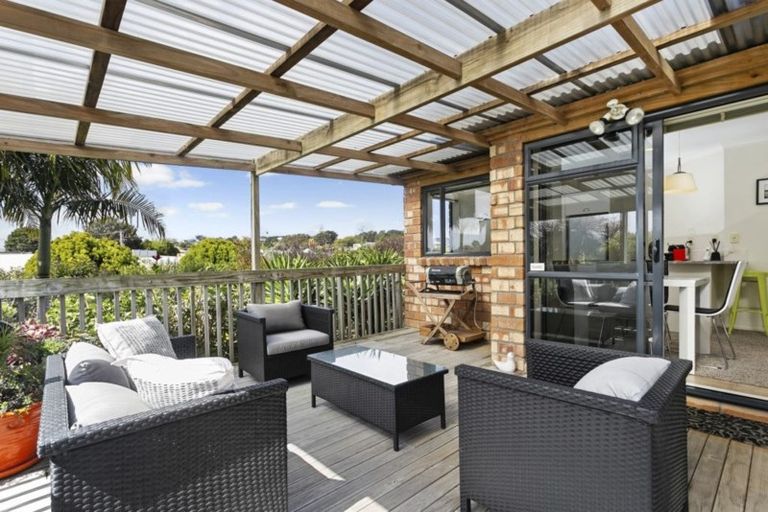 Photo of property in 31 Elan Place, Stanmore Bay, Whangaparaoa, 0932