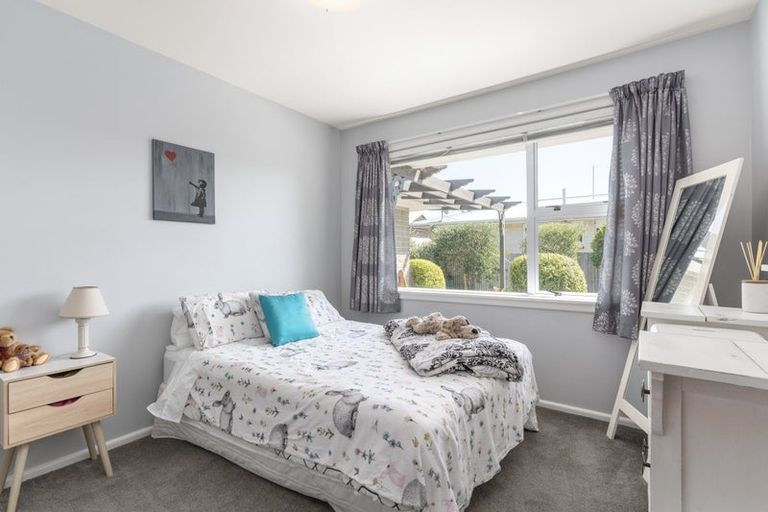 Photo of property in 27 Cunningham Place, Halswell, Christchurch, 8025