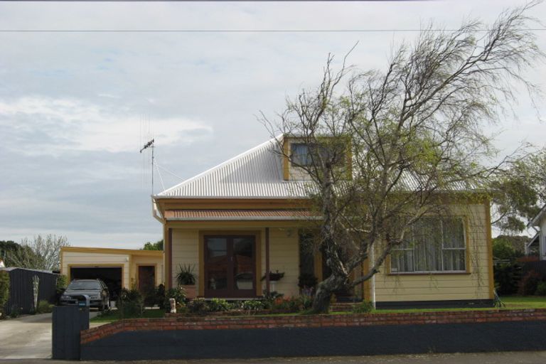 Photo of property in 63 Alma Road, Gonville, Whanganui, 4501