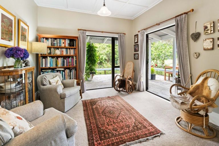 Photo of property in 23 Wharf Road, Clarks Beach, Pukekohe, 2679