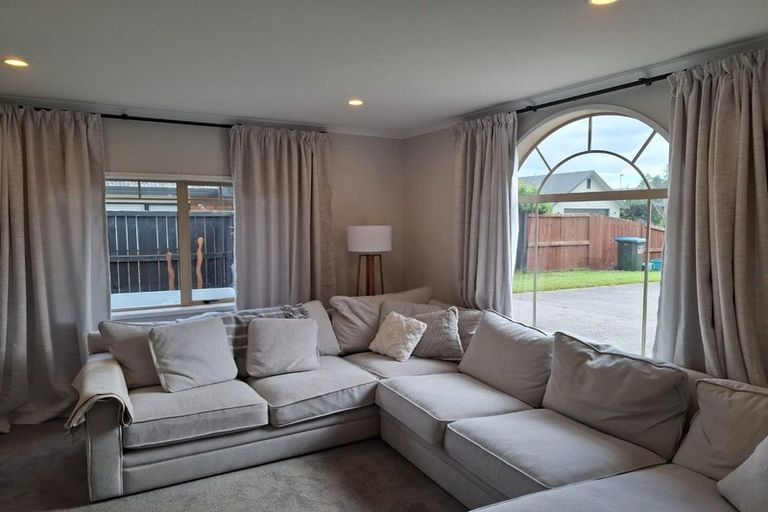 Photo of property in 27 Cranbrook Place, Rototuna North, Hamilton, 3210