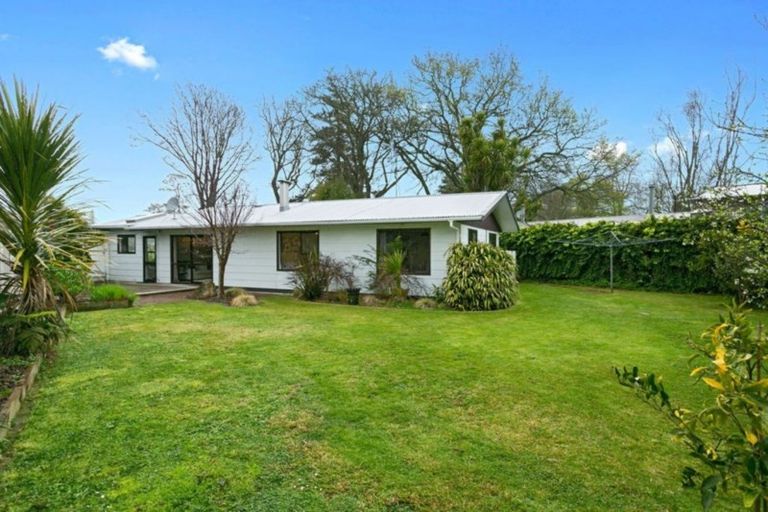 Photo of property in 83 Carlyle Street, Leamington, Cambridge, 3432