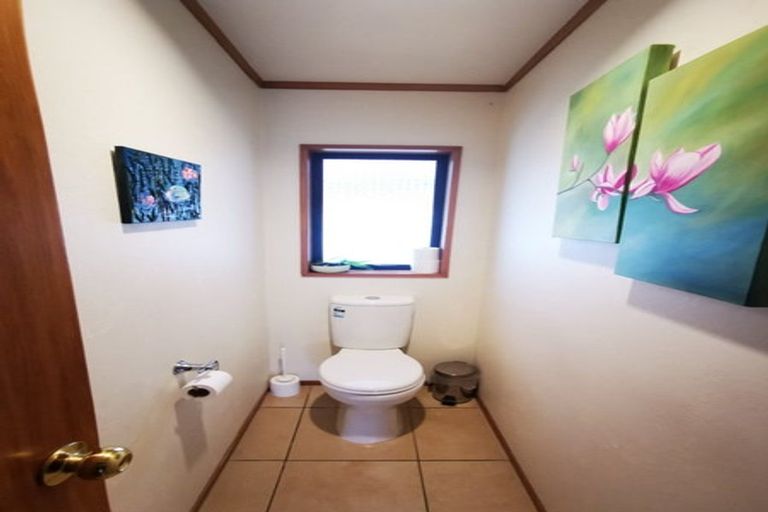 Photo of property in 307 Kaipara Road, Papakura, 2582