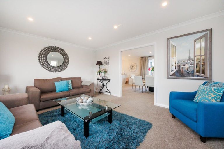 Photo of property in 11 Silicon Way, Fitzherbert, Palmerston North, 4410