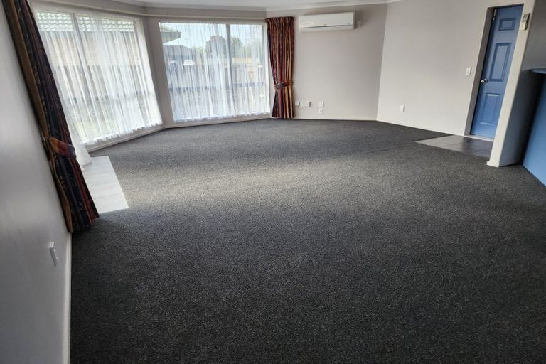 Photo of property in 34 Farnborough Drive, Nawton, Hamilton, 3200