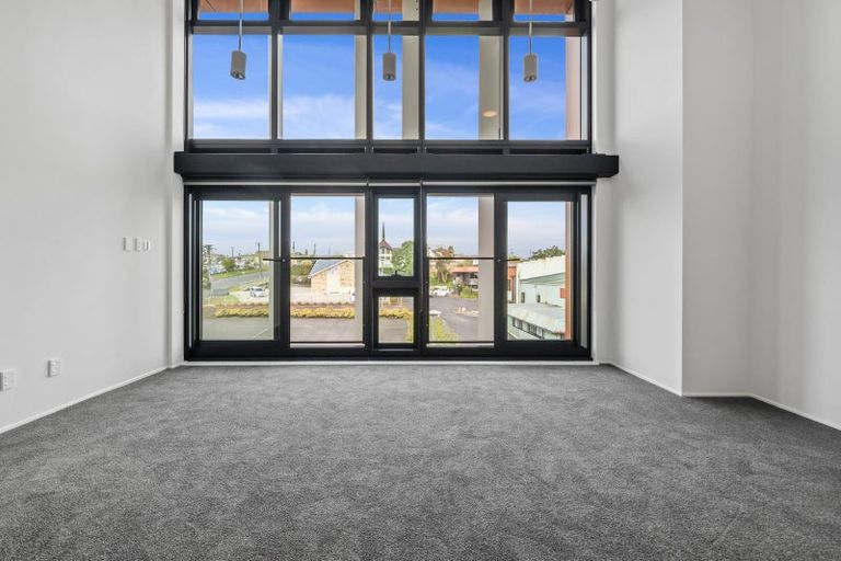 Photo of property in 13f/30 Westward Ho, Glen Eden, Auckland, 0602