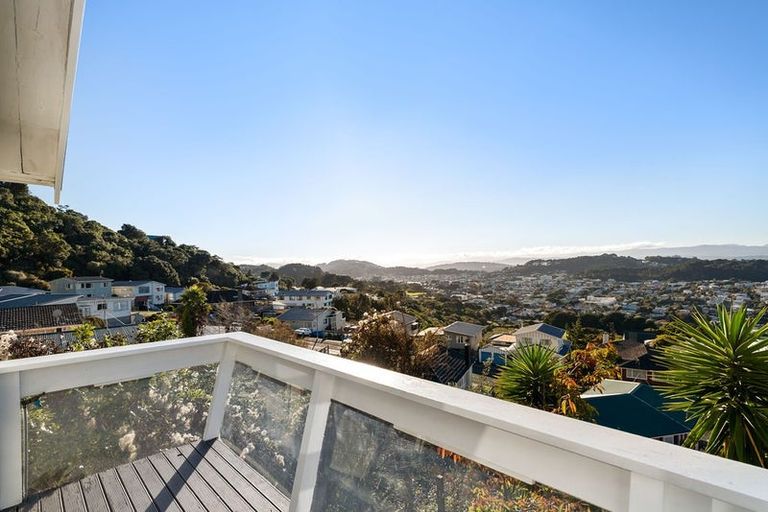 Photo of property in 42 Halifax Street, Kingston, Wellington, 6021