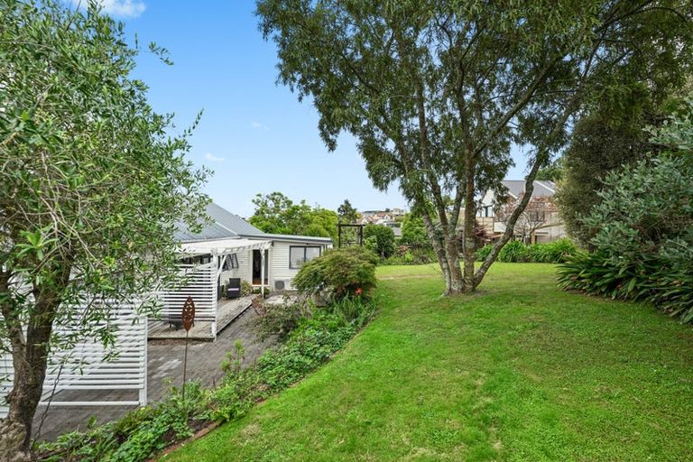 Photo of property in 13 Lake Domain Drive, Frankton, Hamilton, 3204