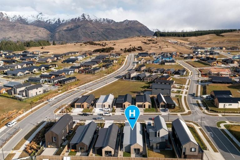 Photo of property in Northlake, 8 Lindis Road, Wanaka, 9305