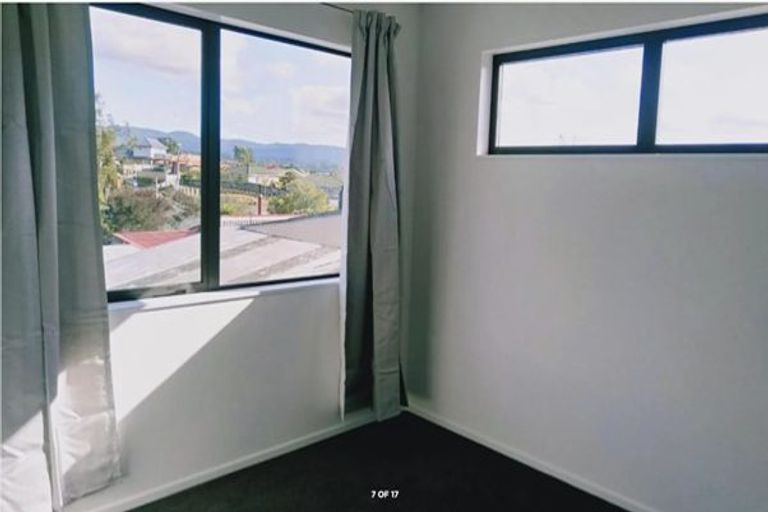 Photo of property in 4b Wattle Road, Sunnyvale, Auckland, 0612