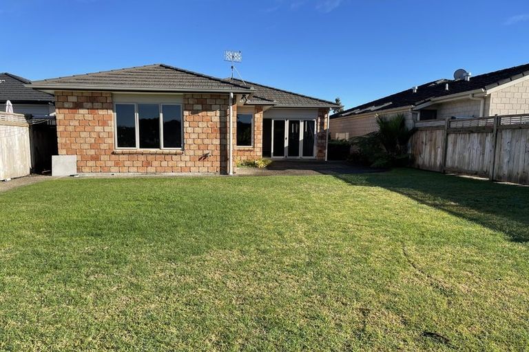 Photo of property in 21 Scoria Close, Pyes Pa, Tauranga, 3112