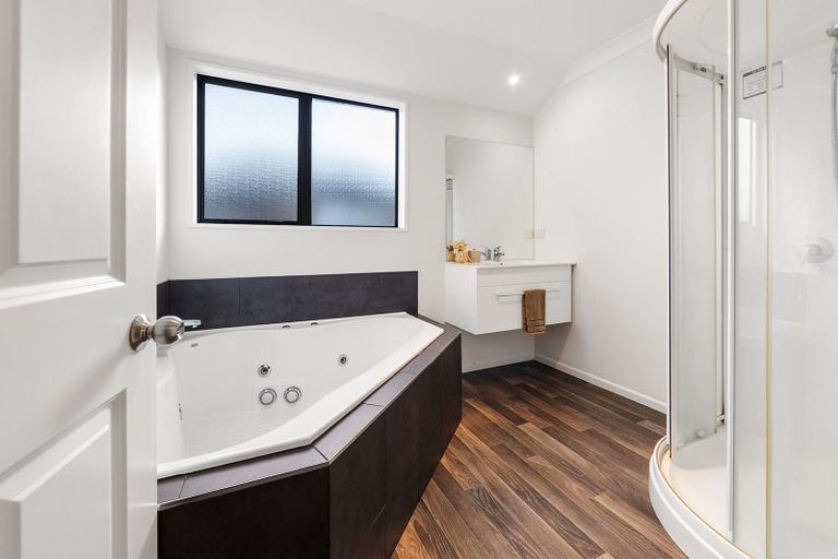 Photo of property in 58b Osborne Road, Amberley, 7410