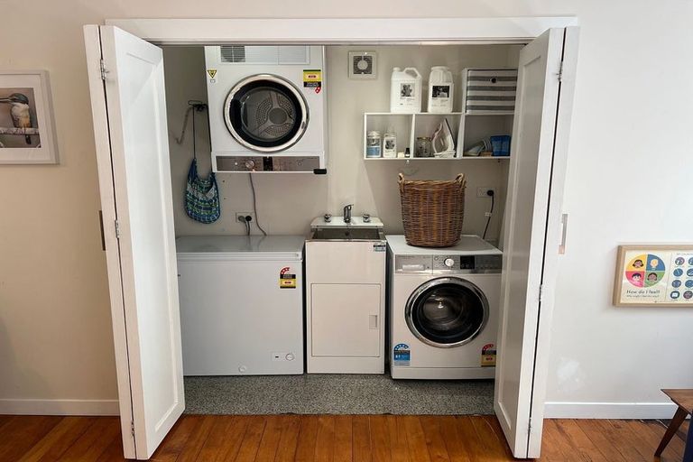 Photo of property in 18 Argyle Street, Waipu, 0510