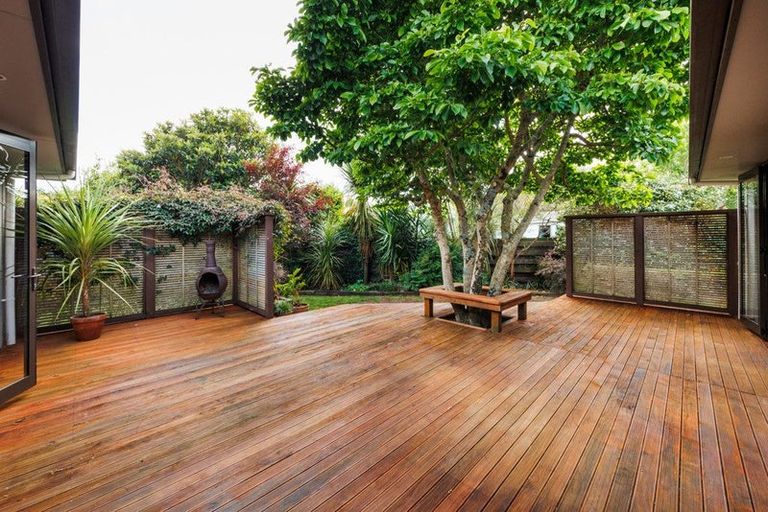 Photo of property in 23 Opawa Place, Terrace End, Palmerston North, 4410