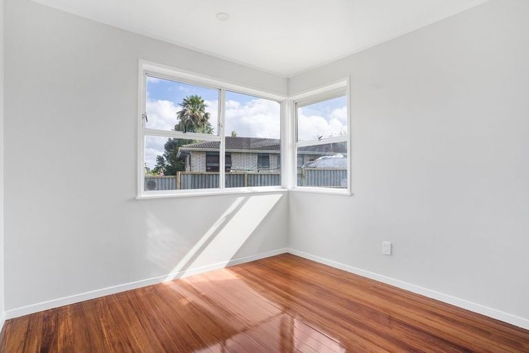 Photo of property in 10 Benmore Place, Manurewa, Auckland, 2102