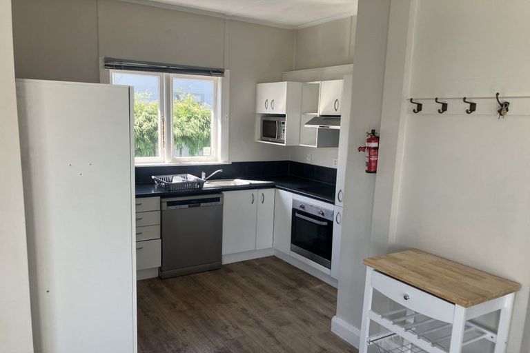 Photo of property in 21 Harvey Terrace, Richmond, Christchurch, 8013