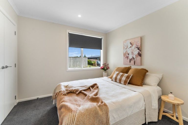 Photo of property in 53 Seagrass Place, Otaki Beach, Otaki, 5512