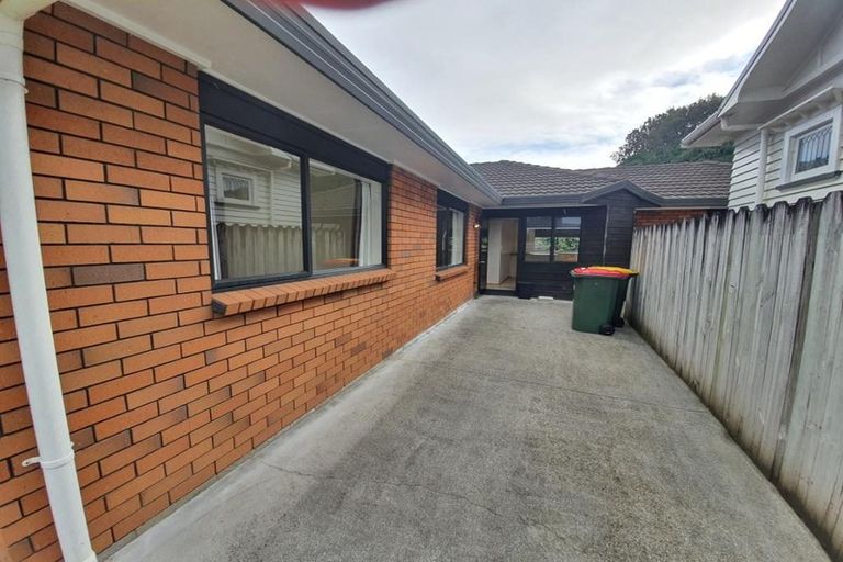 Photo of property in 350e Great South Road, Opaheke, Papakura, 2113