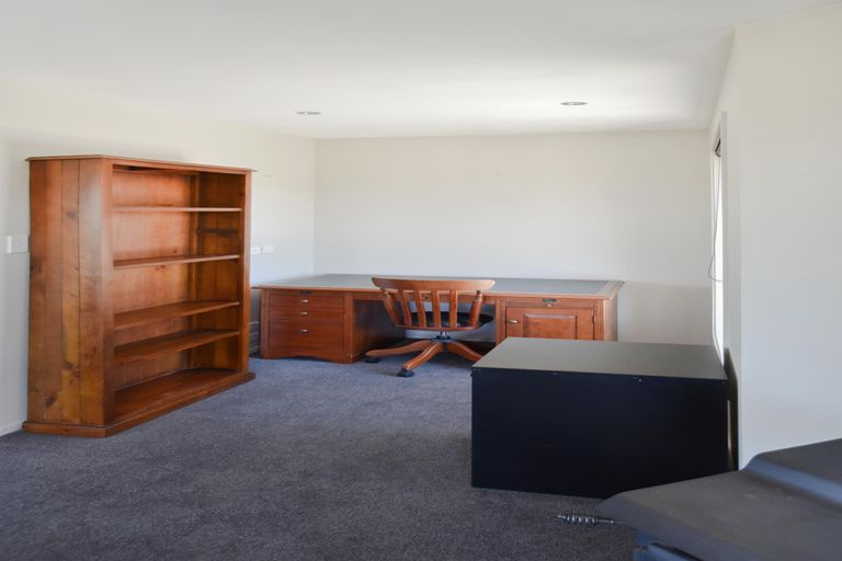 Photo of property in 100 Boundary Terrace, Twizel, 7999