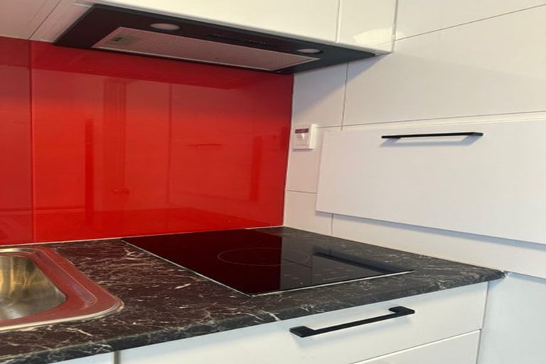 Photo of property in 1/41 Bentley Avenue, Glenfield, Auckland, 0629