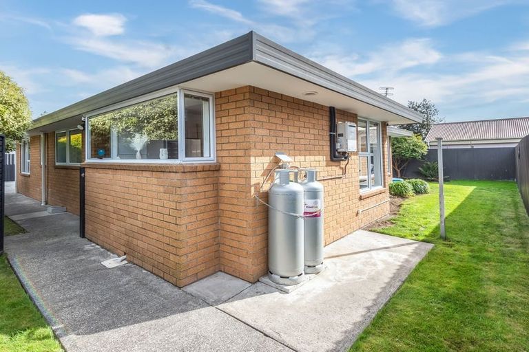 Photo of property in 16 Kirk Road, Templeton, Christchurch, 8042