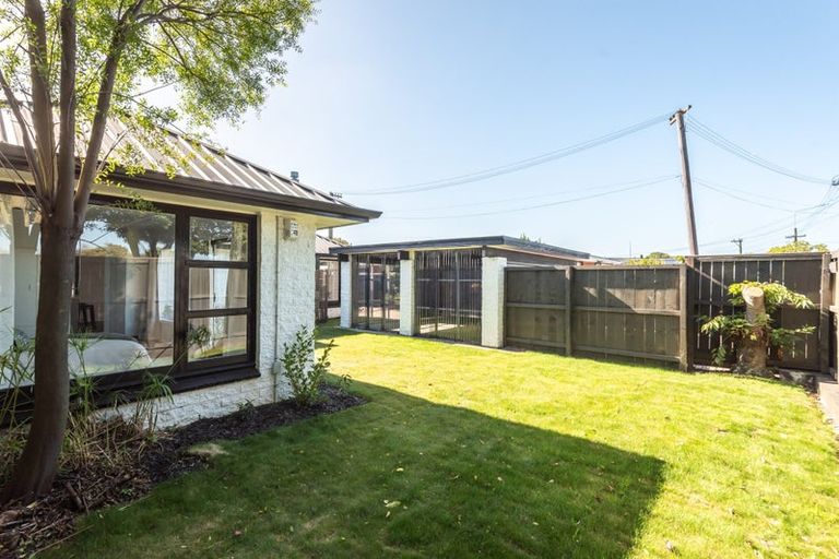 Photo of property in 51 Highsted Road, Bishopdale, Christchurch, 8053