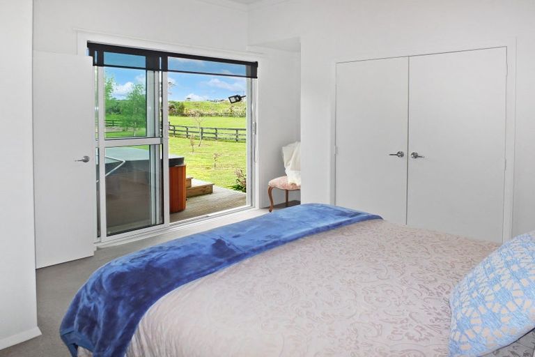 Photo of property in 125 Hickford Road, Foxton, 4893