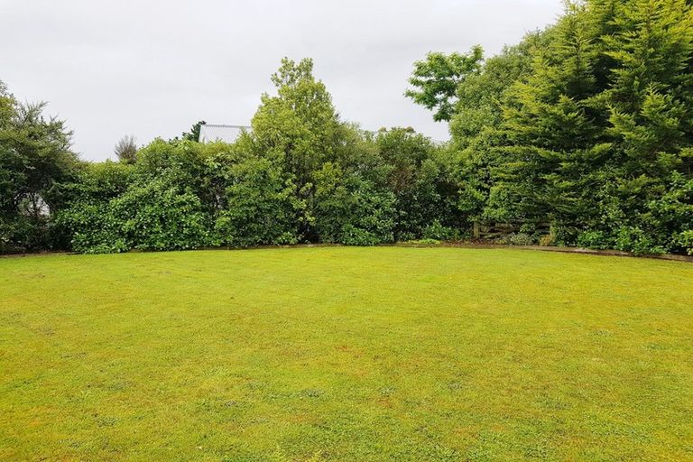 Photo of property in 43 Hillside-manapouri Road, Manapouri, 9679