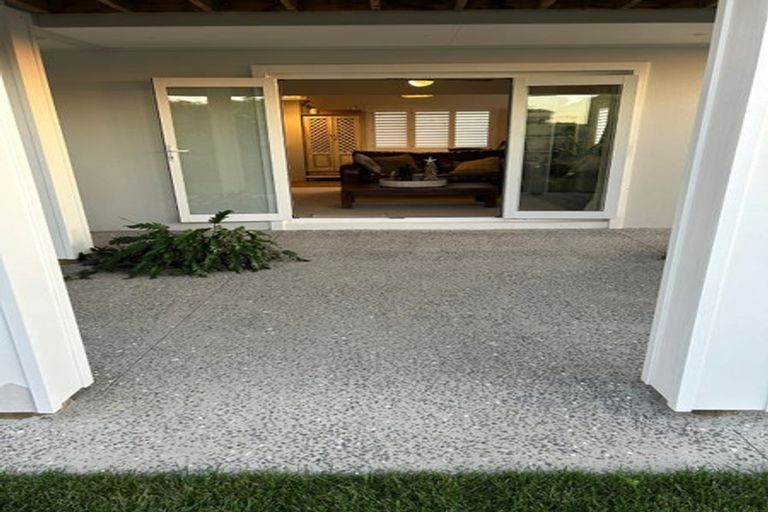 Photo of property in 153 Karewa Parade, Papamoa Beach, Papamoa, 3118