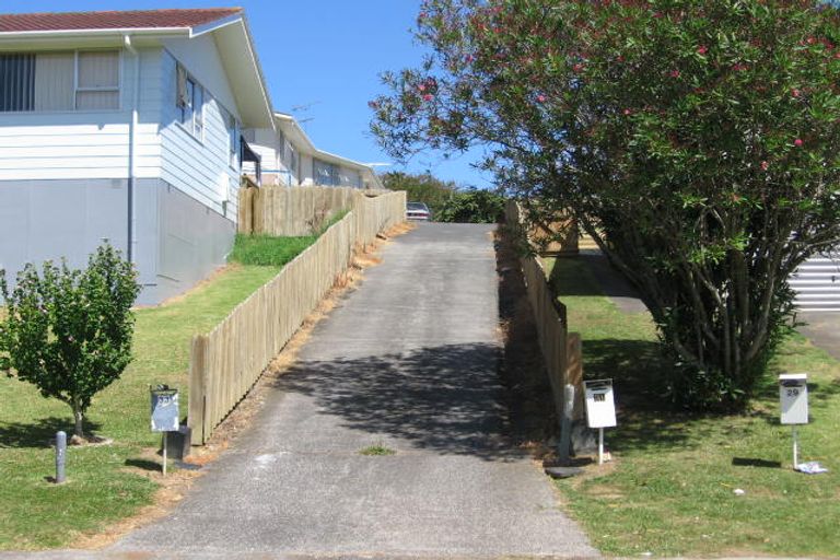 Photo of property in 31 Vandeleur Avenue, Birkdale, Auckland, 0626