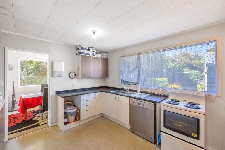 Photo of property in 5 Merida Place, Unsworth Heights, Auckland, 0632